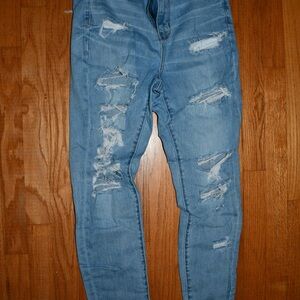 Women’s Distressed Blue Jeans